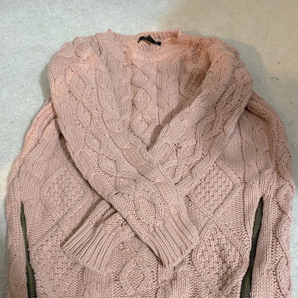 Baby pink sweater with zipper detail - Picture 2 of 4
